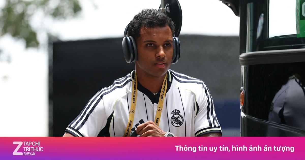 Real hạ giá bán Rodrygo