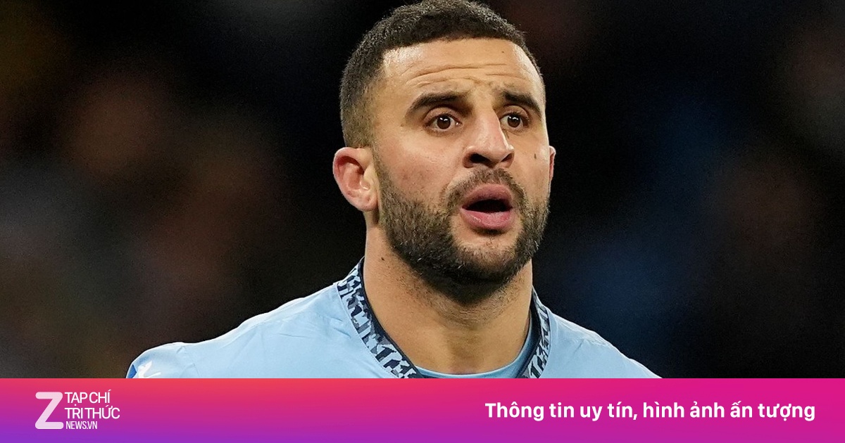 Man City bán đứt Walker