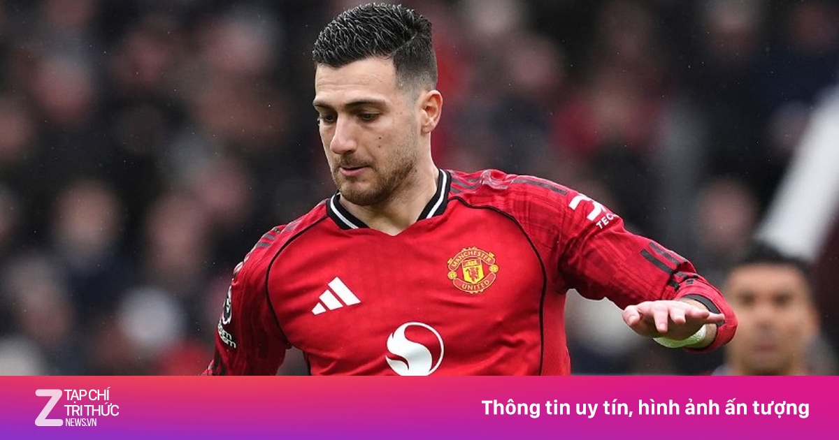 MU hòa Aston Villa 0-0, Dalot bỏ lỡ nhiều cơ hội