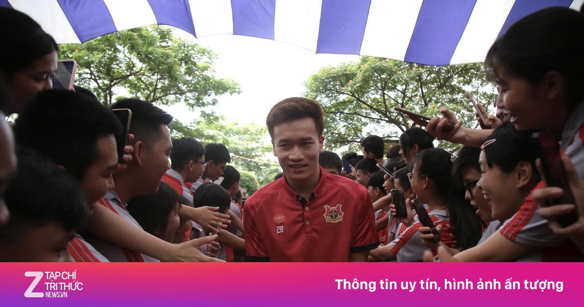 Nguyễn Hoàng Đức trở lại, truyền lửa thể thao cho học sinh năng khiếu tại TP.HCM