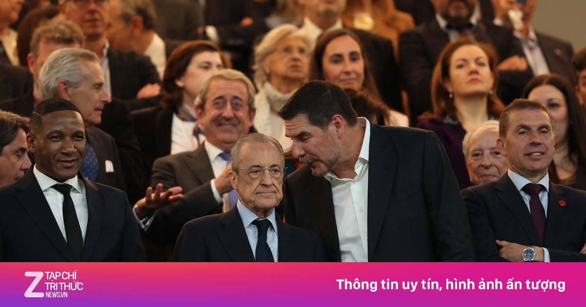 Bố già' Perez xuống phòng thay đồ sau cú sốc của Real Madrid