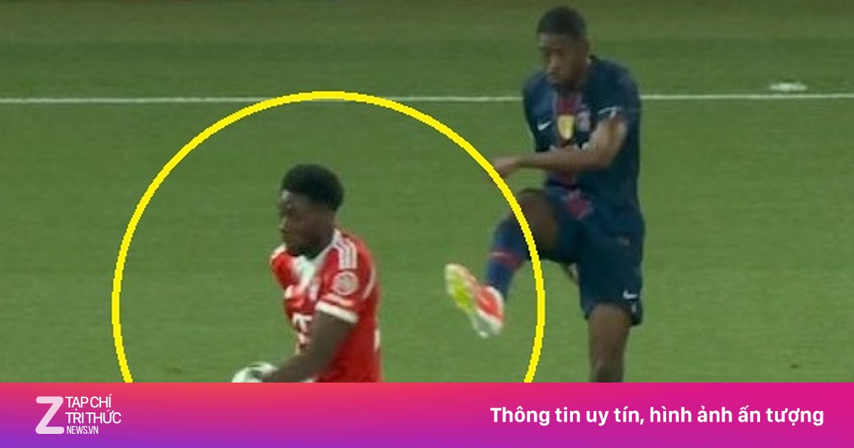 Tranh cãi phạt đền trong trận PSG thắng Bayern 5-4 tại Champions League