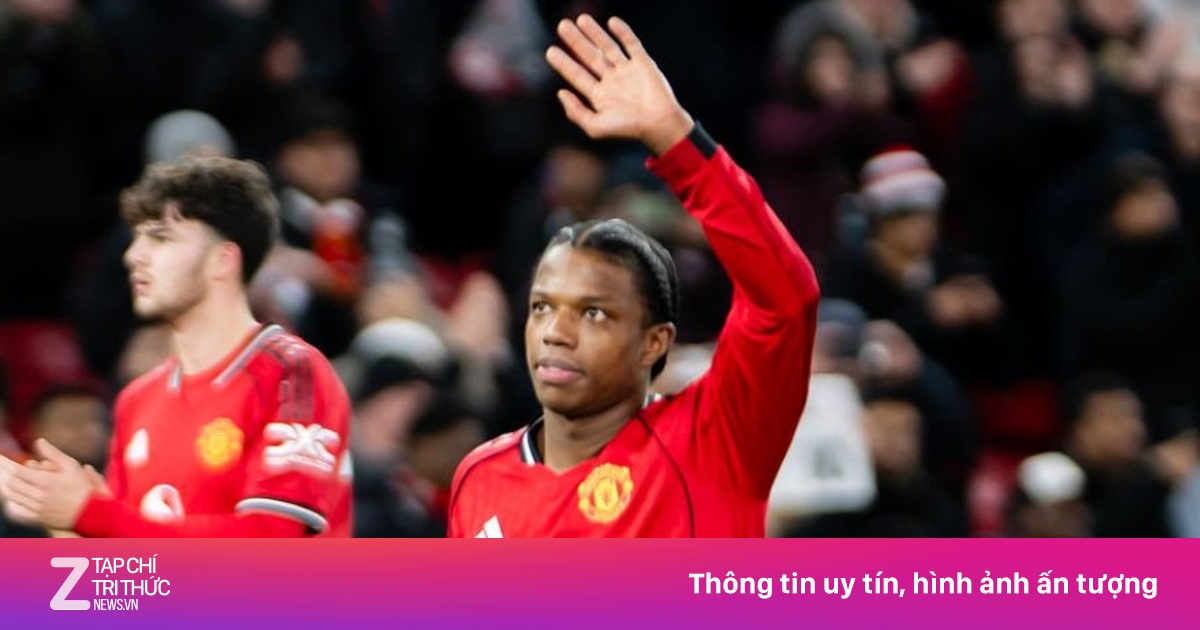 Cầu thủ thứ 2 rời MU
