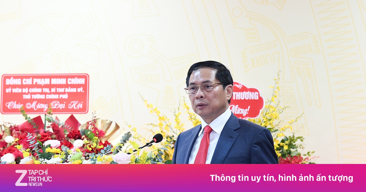 Phó thủ tướng: Bộ Công Thương là 'lá cờ đầu' trên mặt trận kinh tế