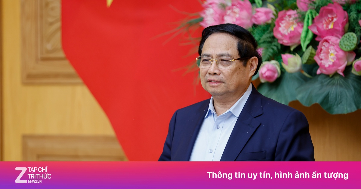 Thủ tướng: Không để thiếu xăng dầu, phấn đấu tự chủ về năng lượng