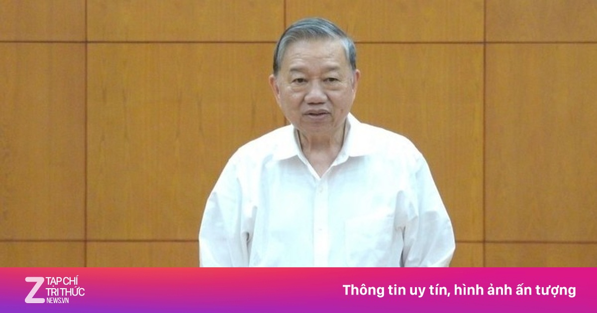 Tổng Bí thư: Cần có chiến lược cụ thể nhằm tái cơ cấu nền kinh tế