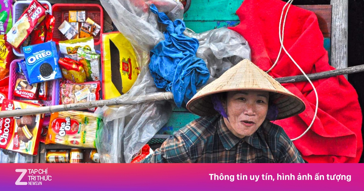 Cảnh thuyền hàng rong trên vịnh Hạ Long lọt top ảnh đẹp The Guardian