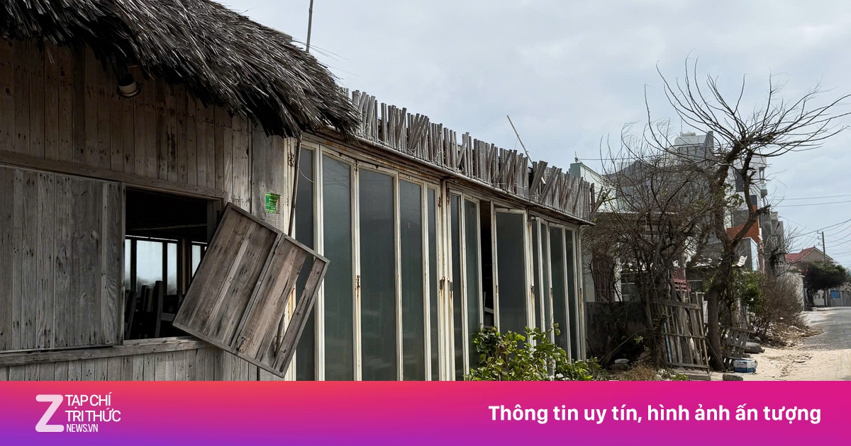 Nhà hàng, khách sạn Phú Quý cửa bay, cây gãy mùa gió bấc