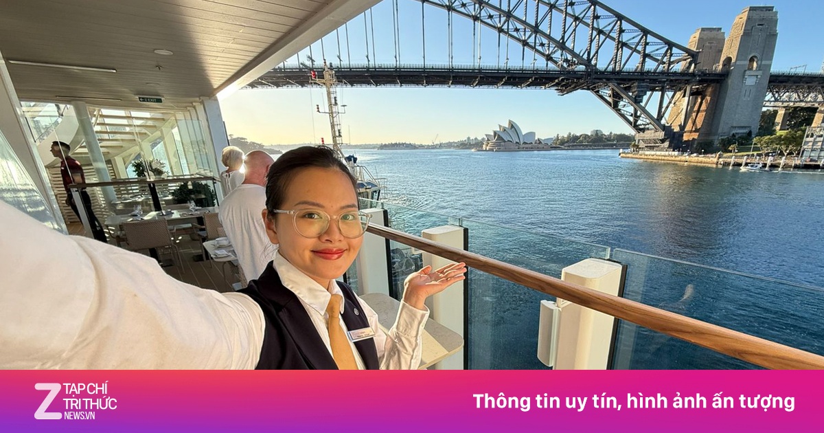 Tôi làm nhân viên trên du thuyền