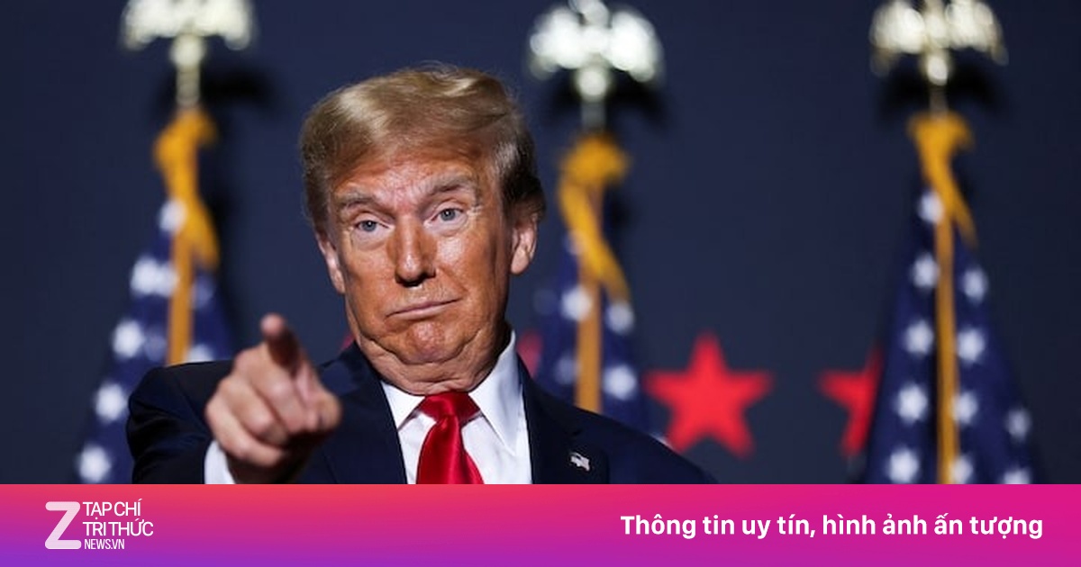 Ông Trump 'đứng hình’ với phóng viên nước ngoài