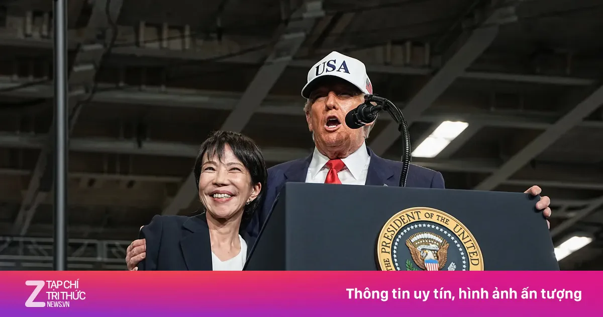 'Bà đầm thép' Takaichi ghi điểm tuyệt đối