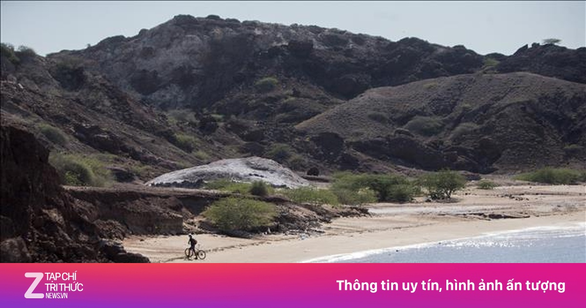 Iran hé lộ 'vòm phòng thủ' tự nhiên từ 7 đảo chiến lược tại Eo biển Hormuz