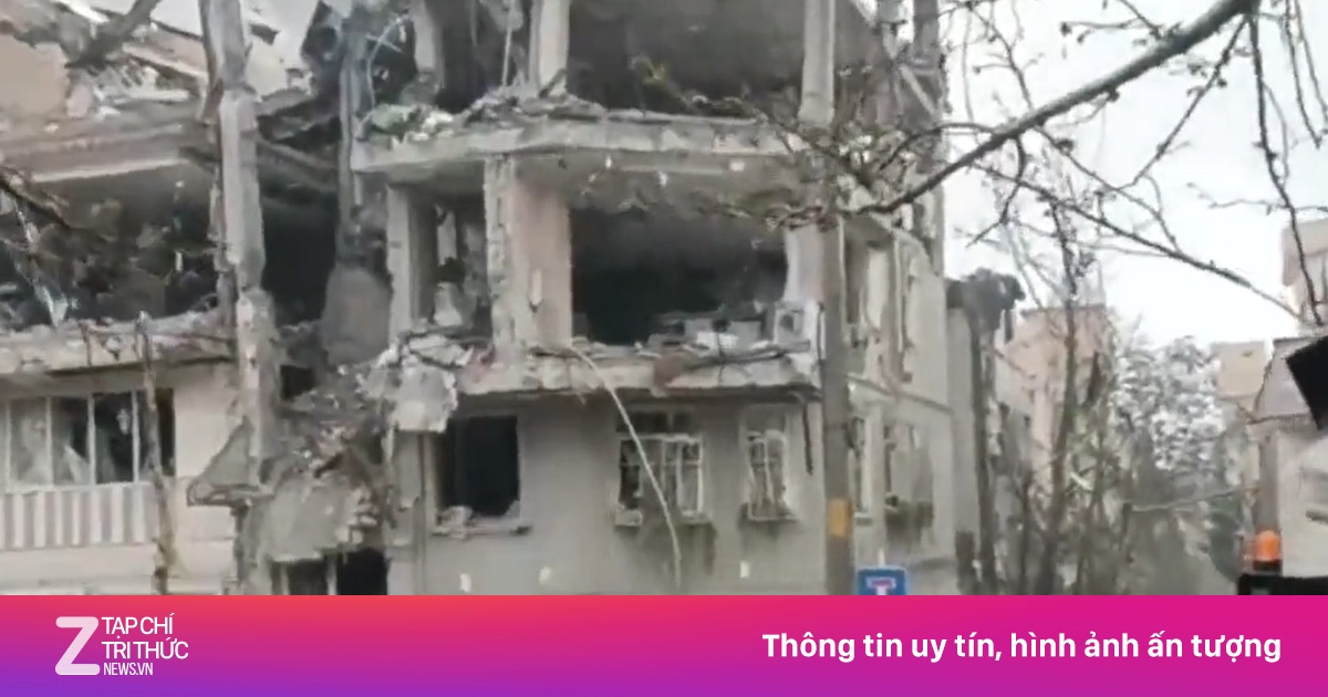 Động đất mạnh tàn phá Iran, hàng trăm người thương vong