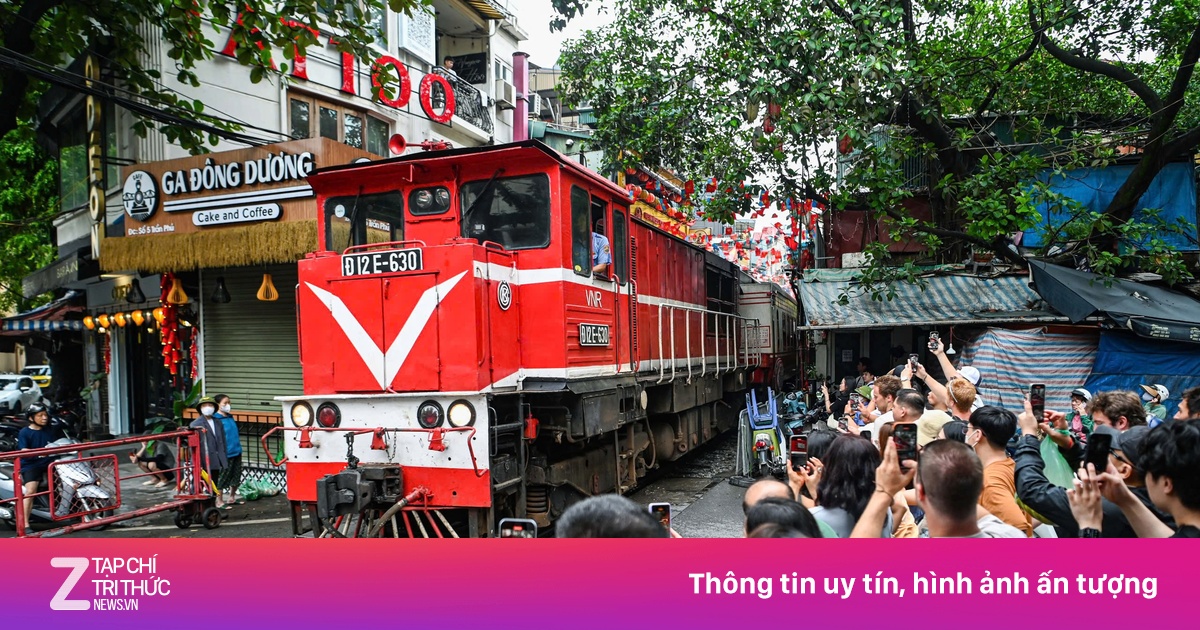 Lại mời khách Tây rời phố cà phê đường tàu Hà Nội