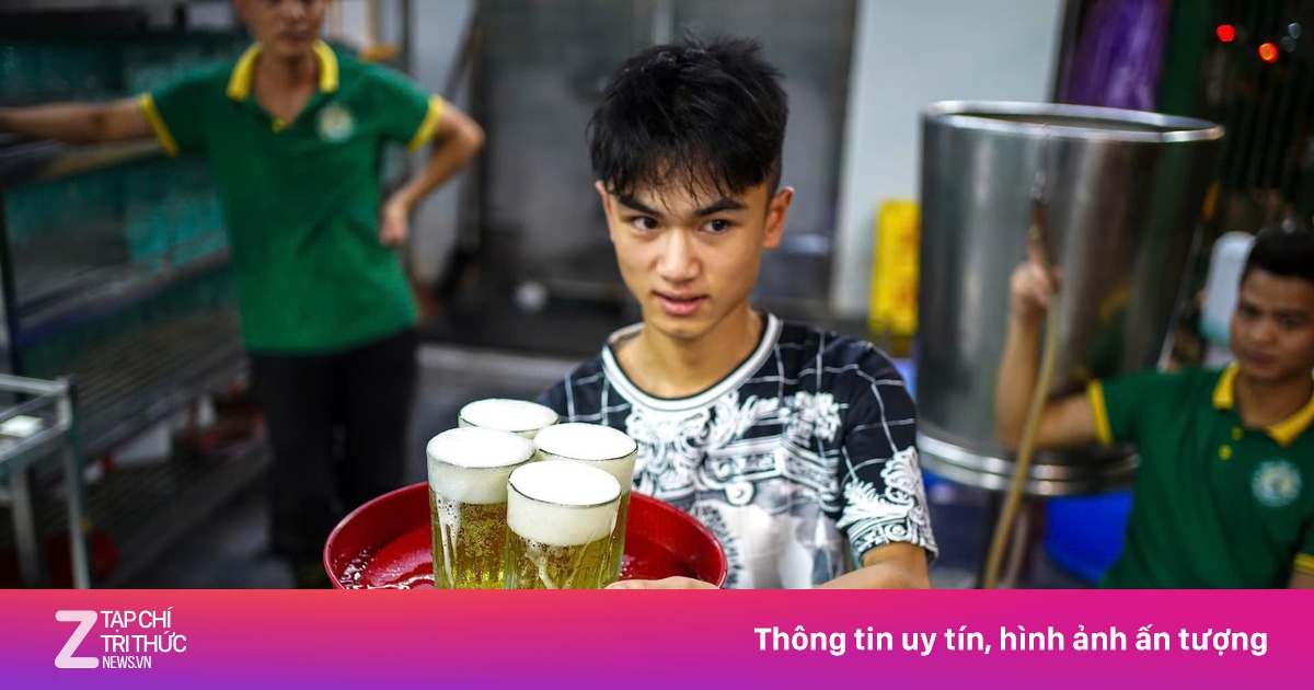 Bia hơi, hồ, cà phê qua con mắt trưởng đại diện Reuters tại Việt Nam