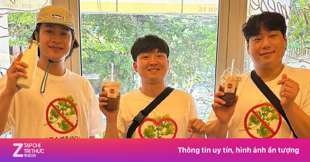 Vì sao khách Hàn Quốc mặc áo 'đừng cho rau mùi' khi du lịch Việt Nam?