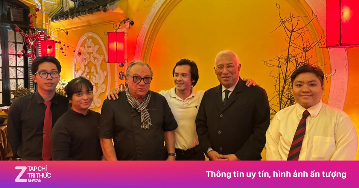 Chủ tịch Hội đồng châu Âu ăn bún riêu, chả cá tại Hà Nội