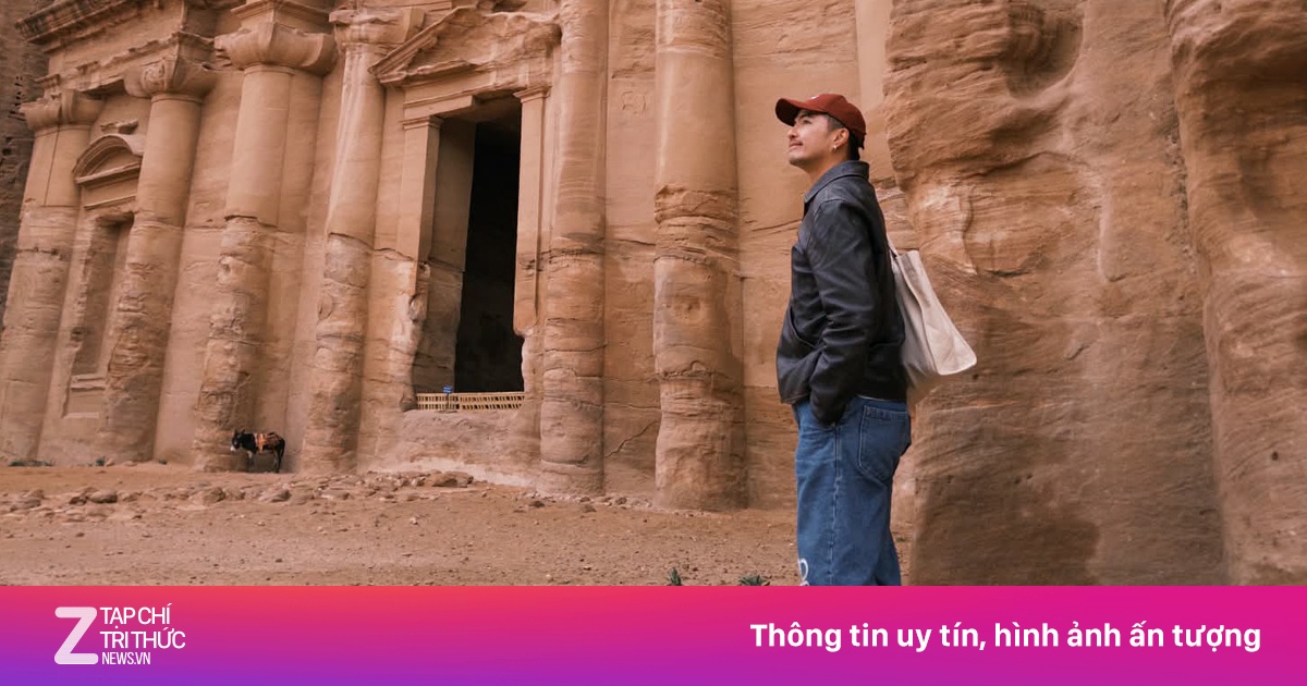 'Tôi thấy máy bay chiến đấu bay liên tục trên bầu trời'