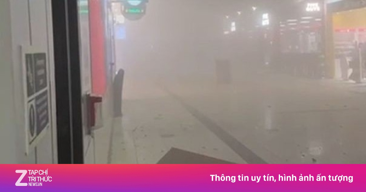 Sân Bay Dubai Bị Tấn Công, Hành Khách Hoảng Loạn Tháo Chạy Trong Làn Sóng Đáp Trả Của Iran