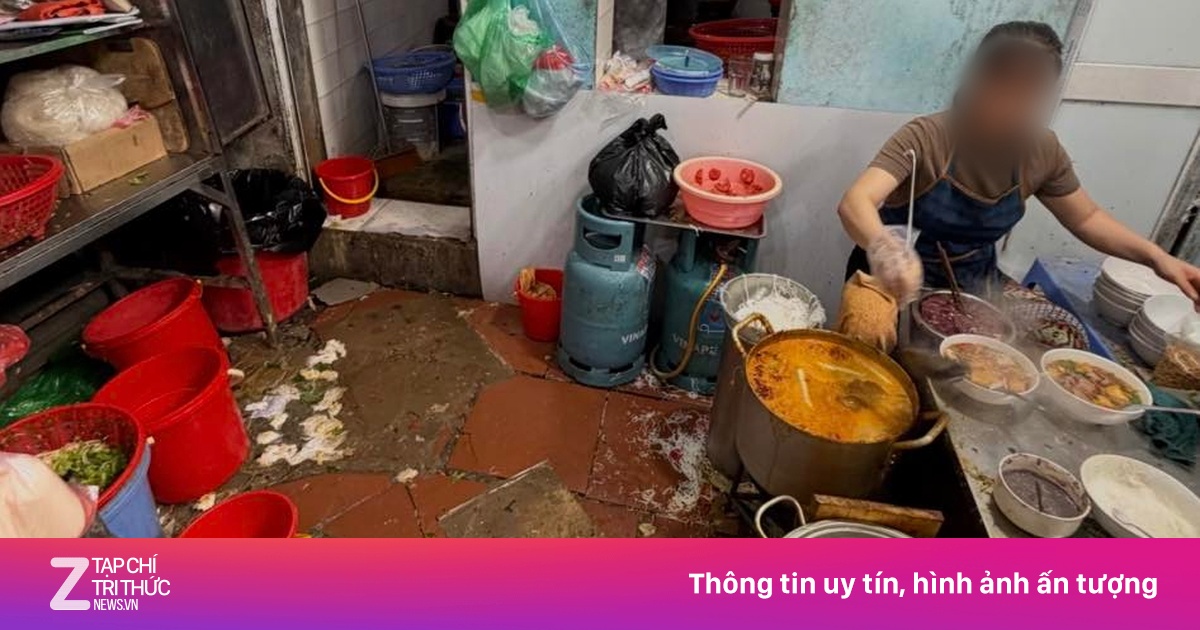 Đóng cửa quán bún riêu Hà Nội bị khách Trung Quốc chê 'bẩn'