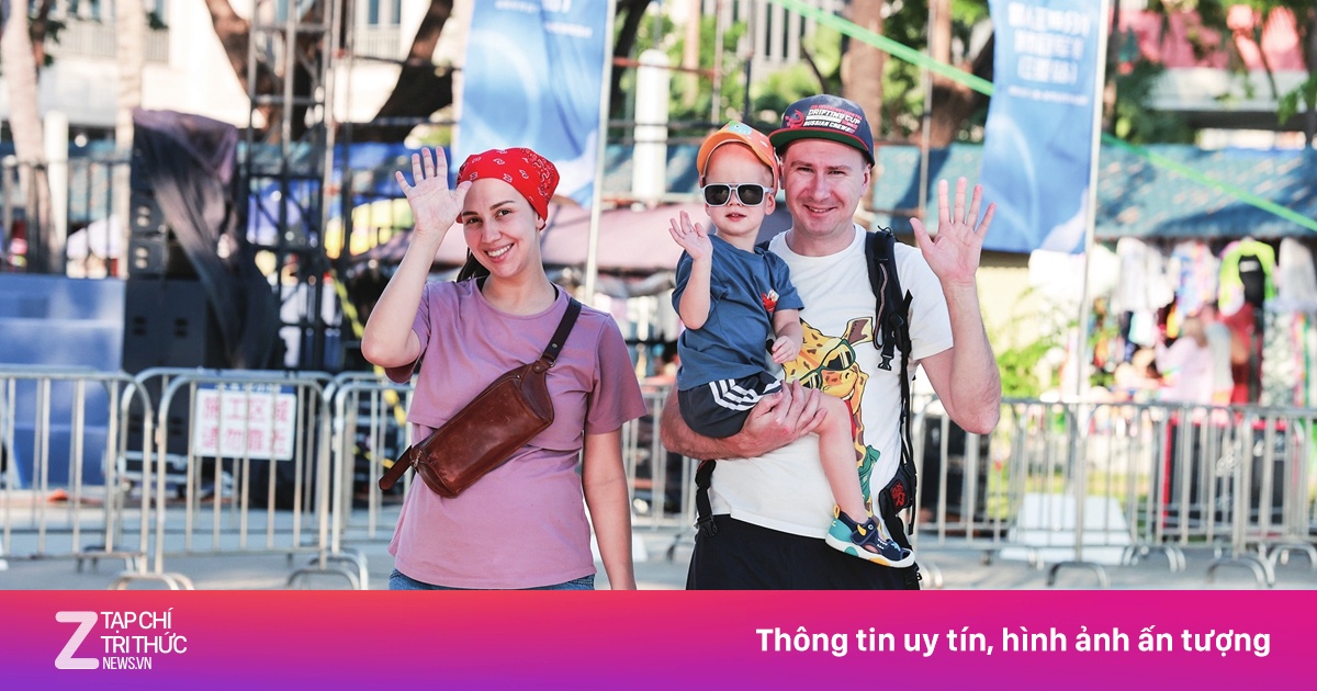 Vì sao khách Nga đến Trung Quốc tăng đột biến?