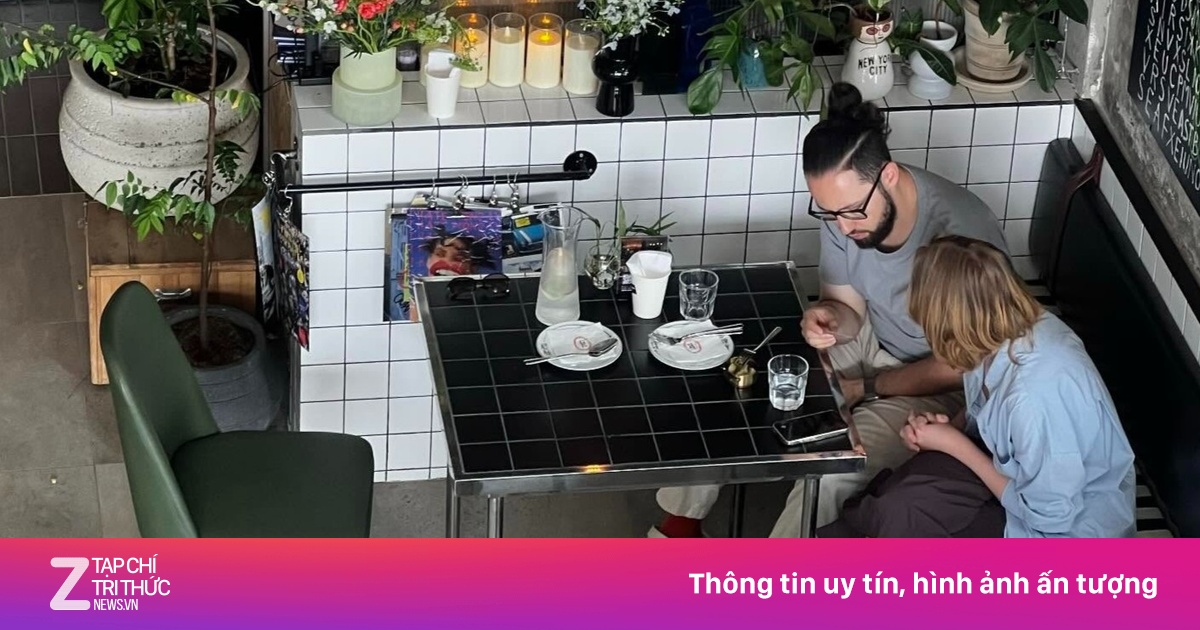 Tranh cãi nhà hàng Đà Nẵng từ chối khách chỉ gọi bánh, nước