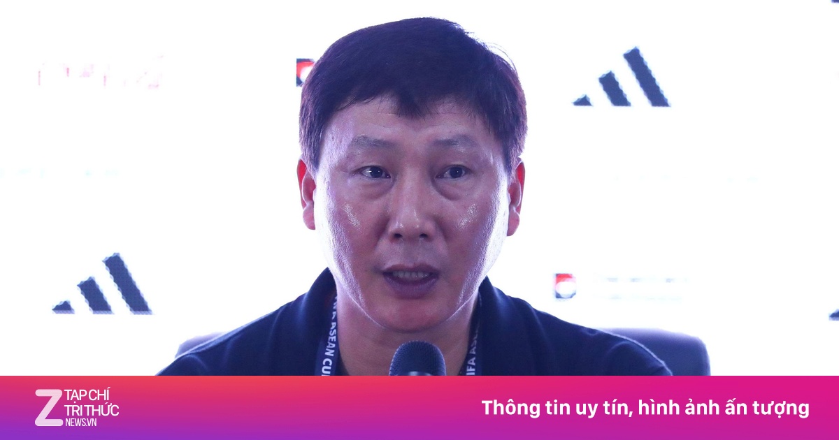 HLV Kim: 'Tôi thấy mình có trách nhiệm rất lớn'