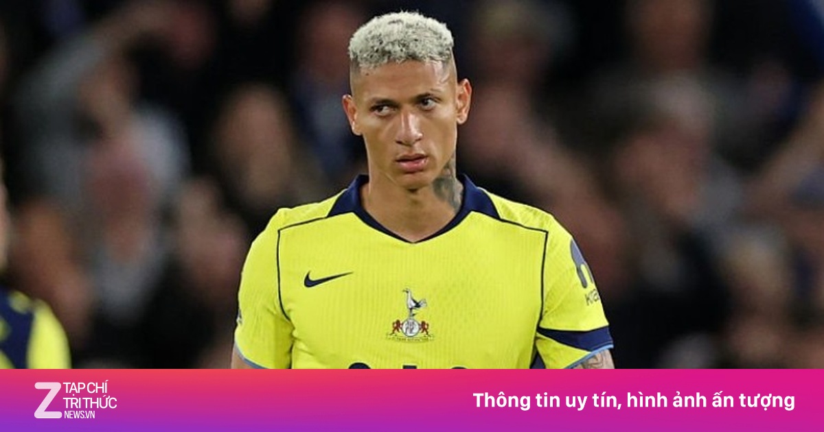 Cuộc đua trụ hạng Premier League nghẹt thở đến vòng cuối