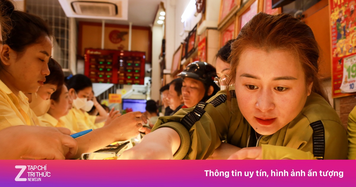 Giá vàng tăng gần 10 triệu/lượng từ đáy, nhiều người vẫn đang lỗ nặng