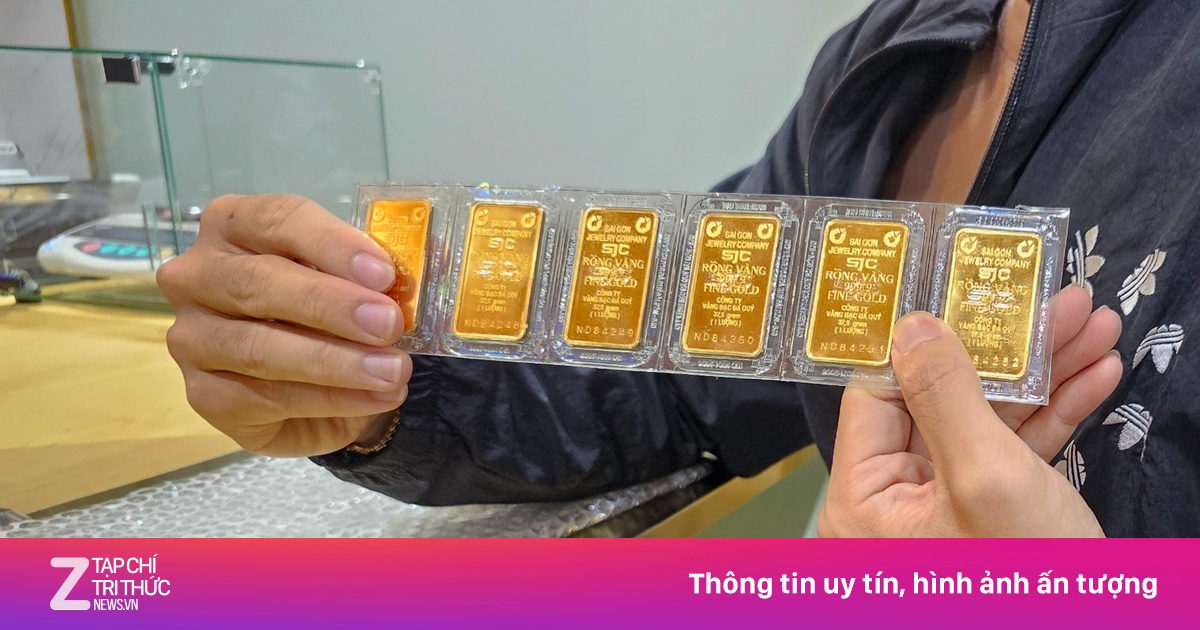 Giá vàng tăng vọt trở lại, vàng miếng chạm mốc 122 triệu/lượng