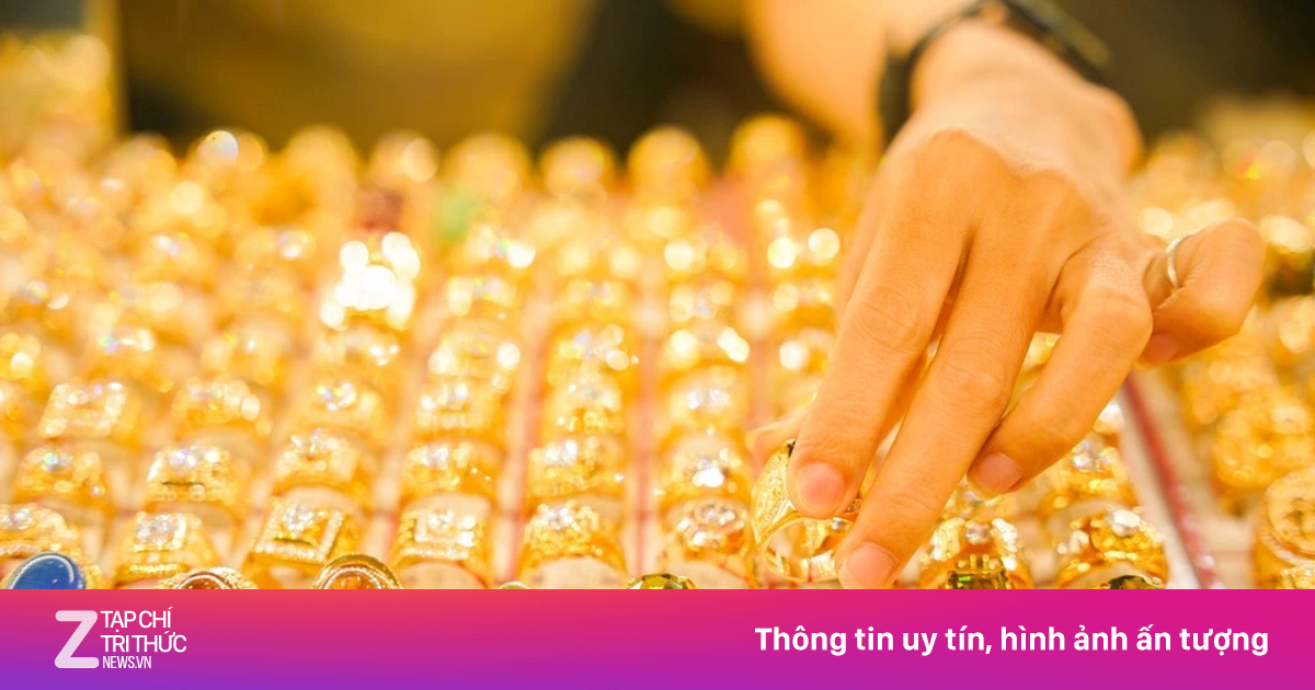 Giá vàng miếng bỏ xa mốc 121 triệu đồng/lượng