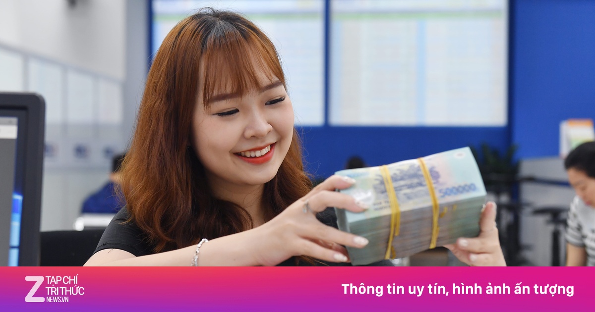 Cổ đông loạt ngân hàng sắp nhận hơn tỷ USD tiền mặt