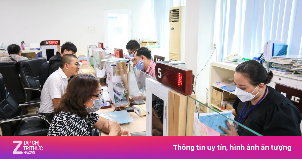 Gần một nửa cán bộ nghỉ việc sau sắp xếp chưa được chi trả chế độ