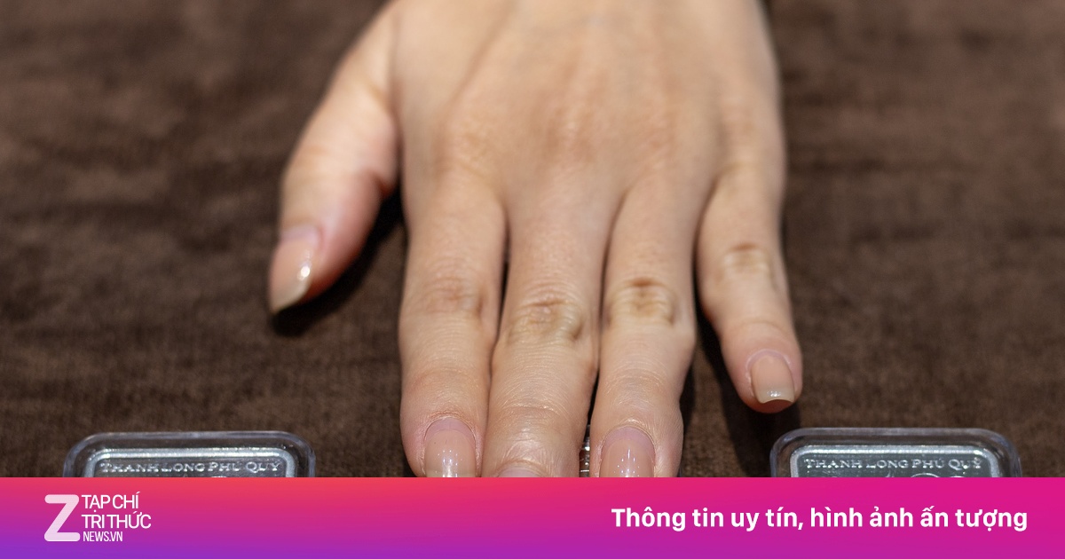 Giá bạc trong nước đã vượt 100 triệu đồng/kg