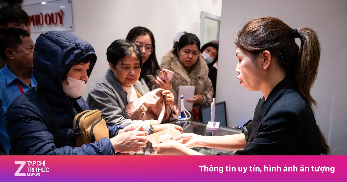 Người mua vàng lỗ gần 10 triệu đồng/lượng chỉ sau một đêm