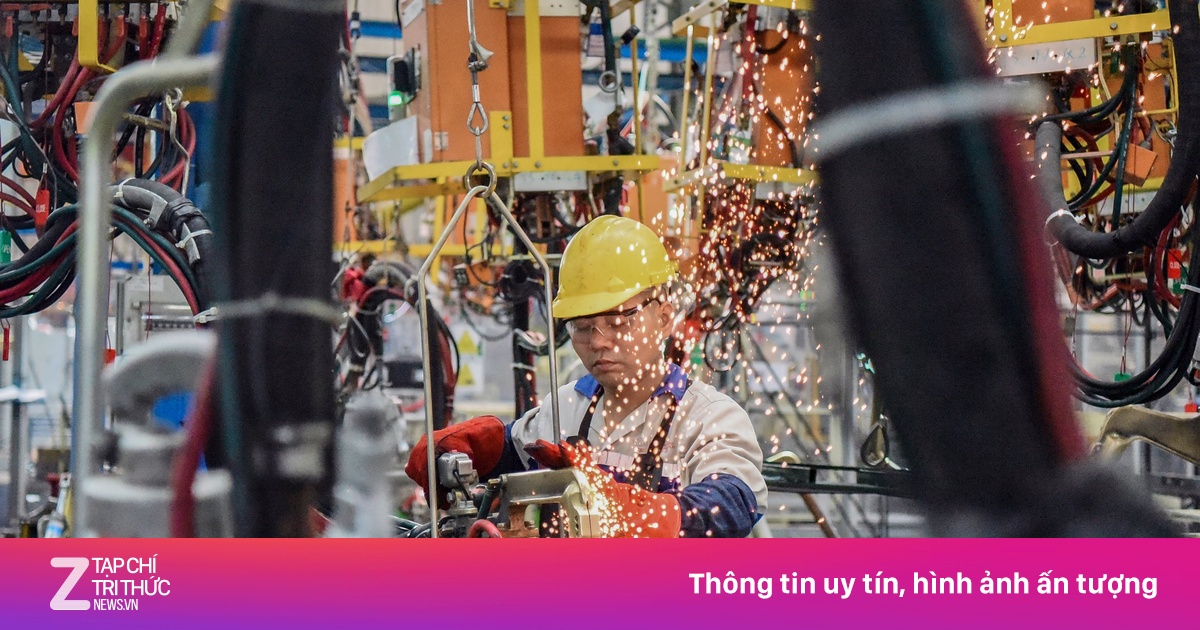 AI và chuẩn mực xanh: 'Đòn bẩy' giúp Việt Nam thoát bẫy thu nhập trung bình