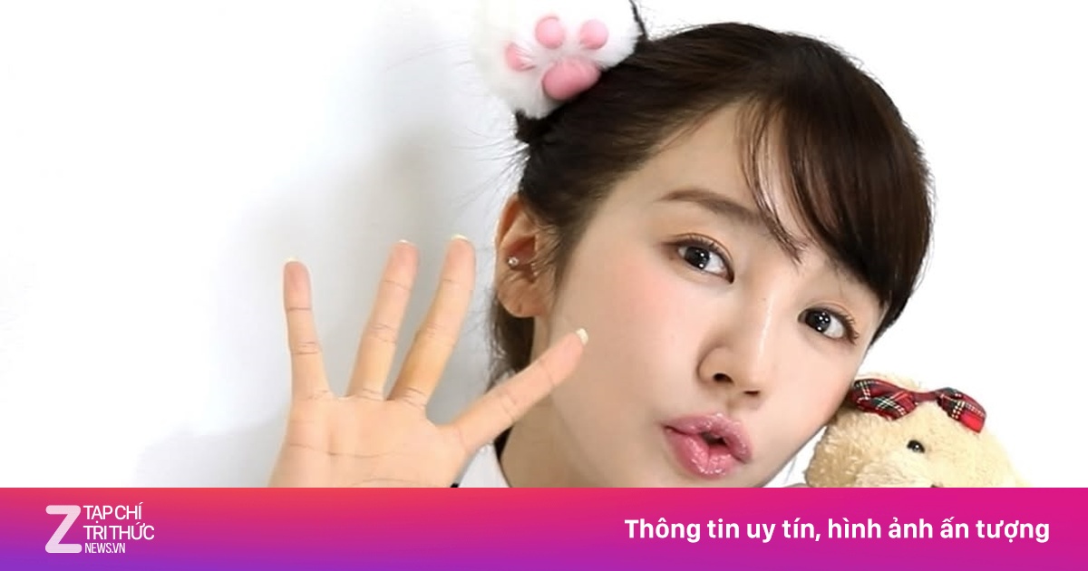 Nhan sắc của 'thái tử phi' Yoon Eun Hye ở tuổi 41