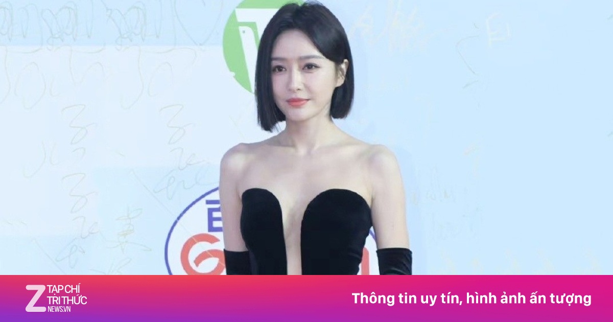Tần Lam xuất hiện bên bạn trai kém 10 tuổi