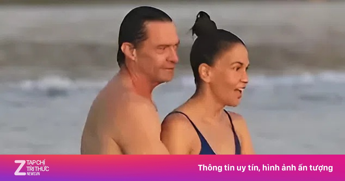 'Người Sói' Hugh Jackman si mê bạn gái kém 7 tuổi