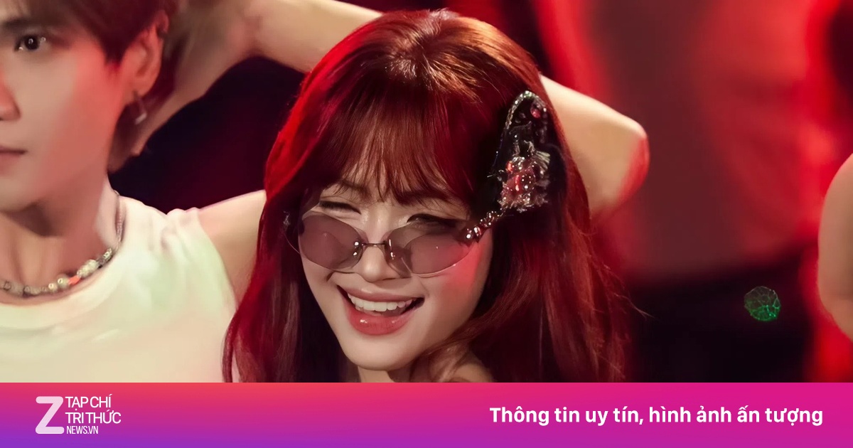 Hòa Minzy liều mạng