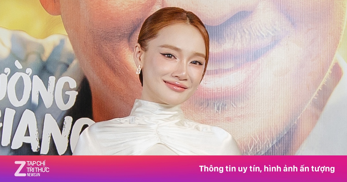 Nhã Phương xuấtướng thảm đỏ với vóc dáng thon gọn sau sinh con thứ ba