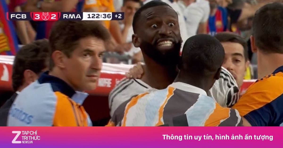 Rudiger nguy cơ bị treo giò 12 trận