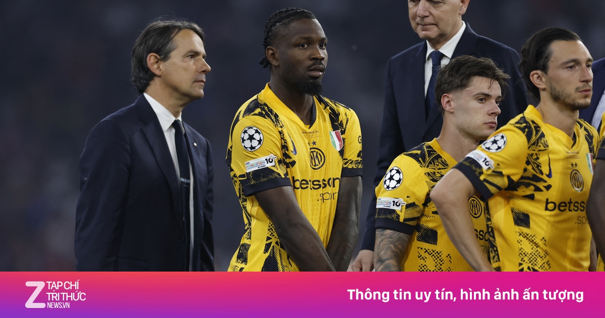 Cảnh tượng khó tin khi Inter Milan về nước