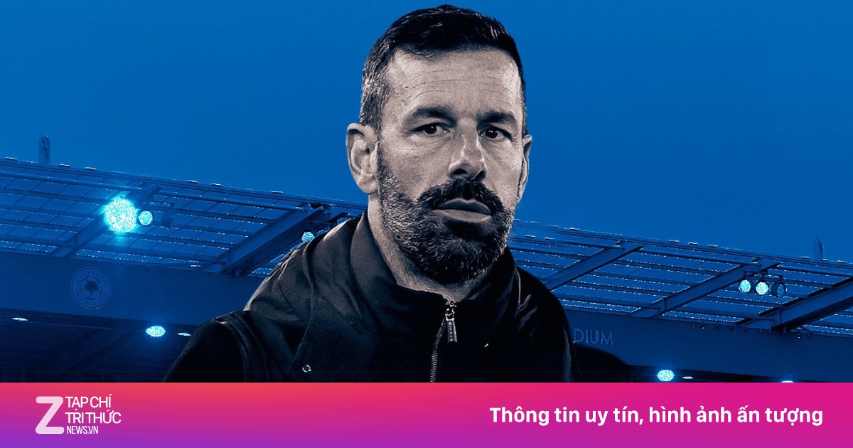 Van Nistelrooy bị sa thải