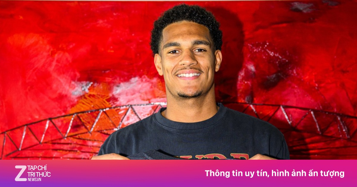 Ten Hag mang về bản hợp đồng kỷ lục cho Leverkusen