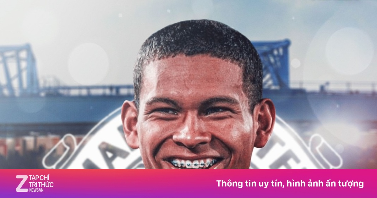 Tân binh 17 tuổi sắp ra mắt MU