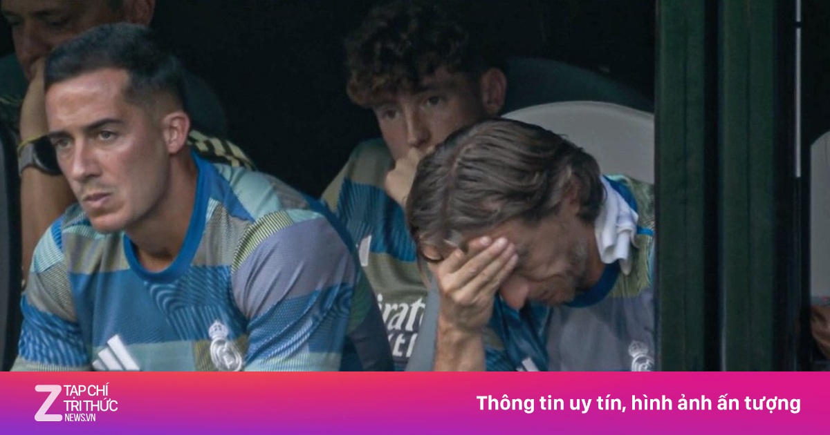 Phản ứng của Modric khi Real thua đậm