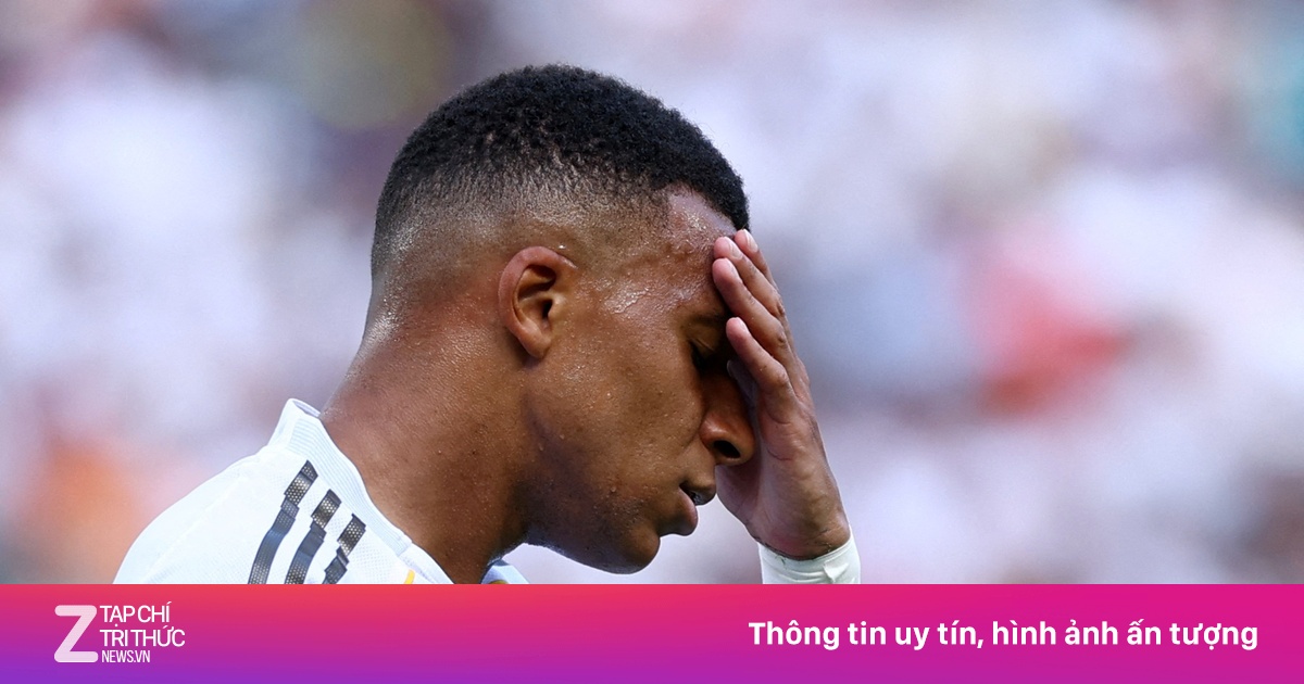 CĐV PSG hả hê khi Mbappe thất bại