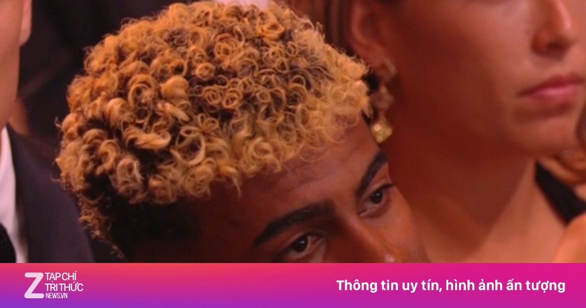 Phản ứng của Yamal khi để mất Quả bóng vàng