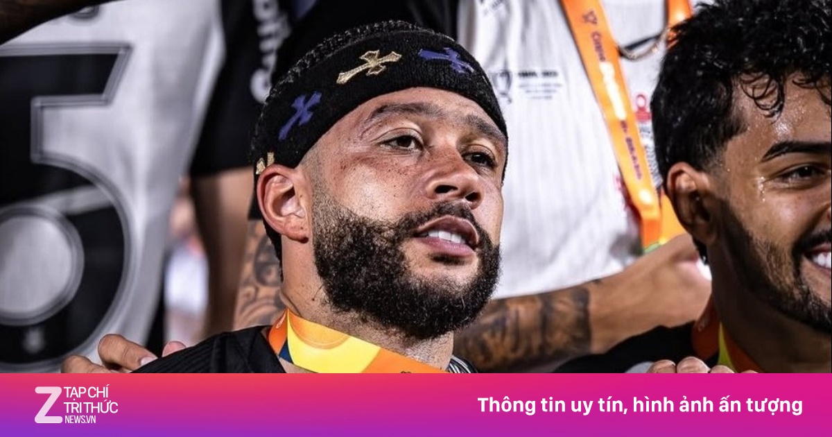 Depay chia tay bóng đá Brazil